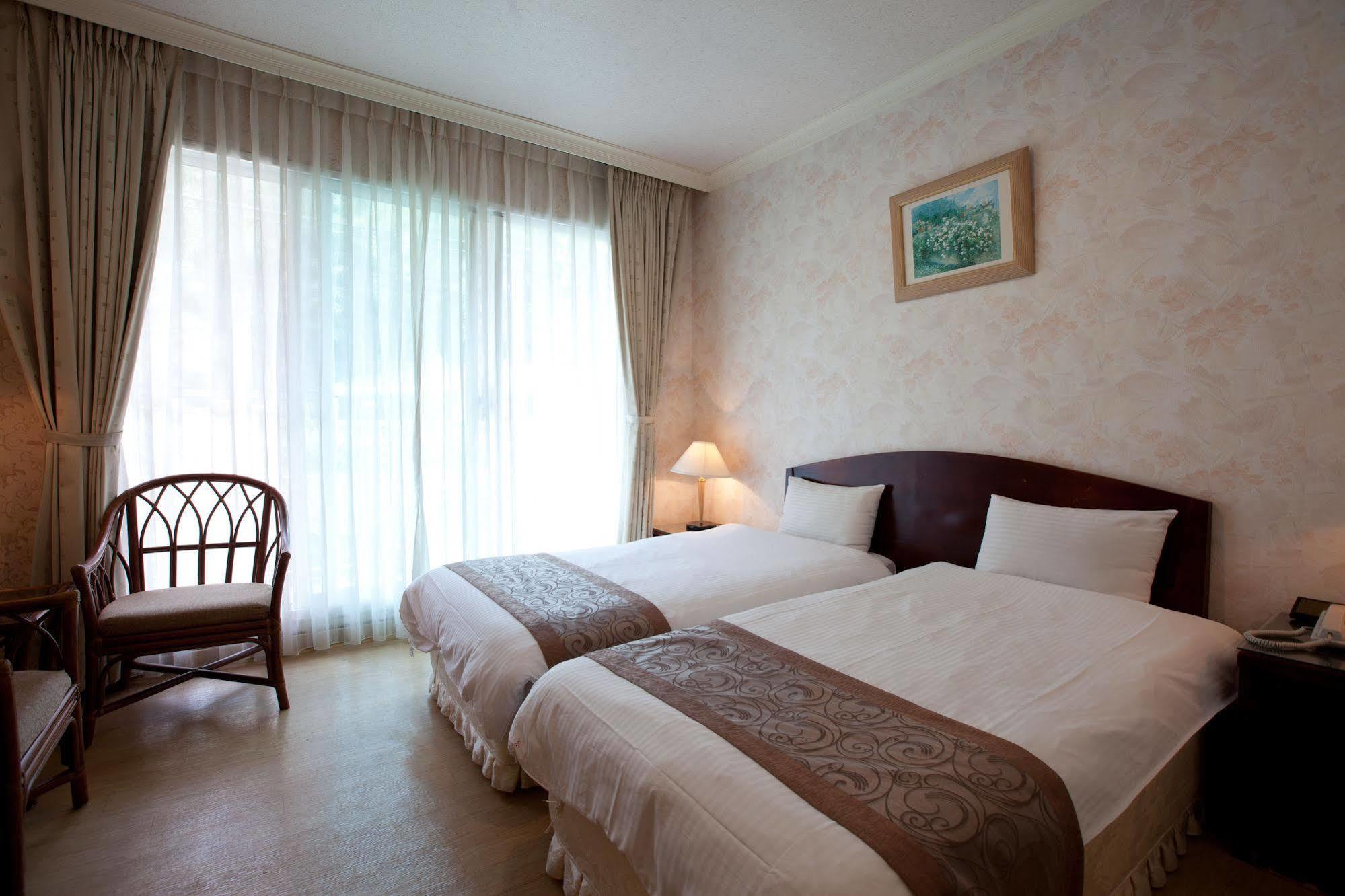 Lakeside Resort Nantou Kültér fotó